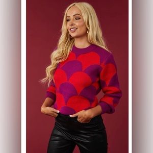 Plum And Lipstick Scallop Print Knit Sweater